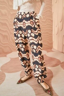 ULLA JOHNSON Lucinda Pant - Obsidian 9 ULLA JOHNSON Lucinda Pant - Obsidian -ULLA JOHNSON Outlet ULLA JOHNSON Lucinda Pant OBSIDIAN 05