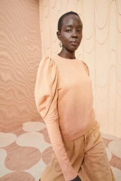 ULLA JOHNSON Philo Pullover - Resin 7 ULLA JOHNSON Philo Pullover - Resin -ULLA JOHNSON Outlet ULLA JOHNSON Philo Pullover RESIN 03 UPDATE