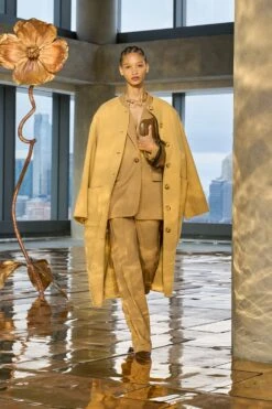 ULLA JOHNSON Fernanda Double Faced Wool Oversized Coat - Lotus 10 ULLA JOHNSON Fernanda Double Faced Wool Oversized Coat - Lotus -ULLA JOHNSON Outlet UllaJohnsonF2503