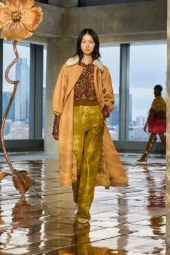 ULLA JOHNSON Kadin Leather Mid Rise Pant - Willow -ULLA JOHNSON Outlet UllaJohnsonF2526 1487109b a5d2 4389 98f0 629a0a387f08