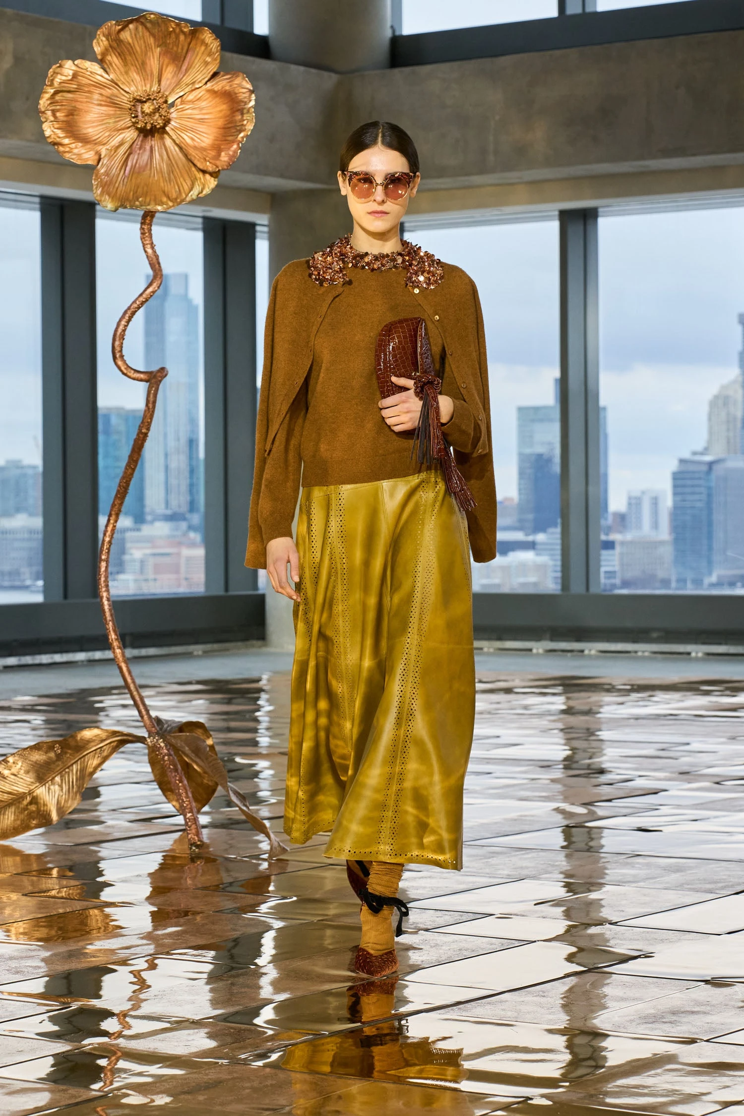 ULLA JOHNSON Margaux Embroidered Cashmere Cardigan - Umber 5 ULLA JOHNSON Margaux Embroidered Cashmere Cardigan - Umber - Image 5