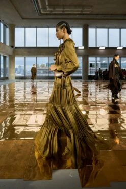 ULLA JOHNSON Gaelle Silk High Waist Maxi Skirt - Willow -ULLA JOHNSON Outlet UllaJohnsonF25Side34 8244b913 53e7 40a6 b6f0 d2481c0124c7